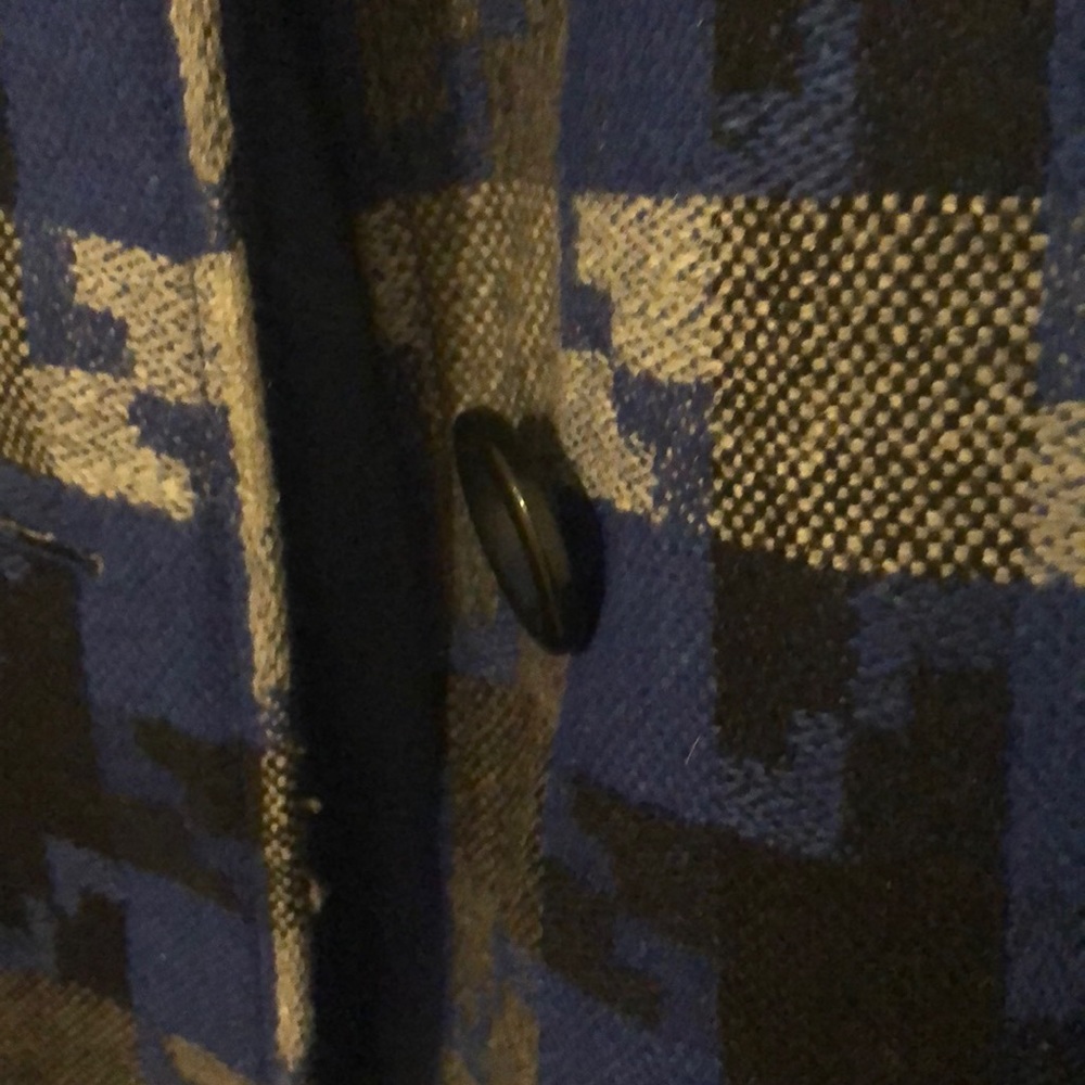 Coat - Picture 5 of 5